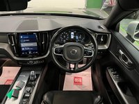 USED 2017 67 VOLVO XC60 2.0L T8 TWIN ENGINE R-DESIGN PRO AWD 5d AUTO 402 BHP PAN ROOF, Economy + Power