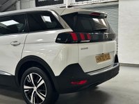 USED 2020 70 PEUGEOT 5008 1.2 PURETECH S/S ALLURE 5d 130 BHP 