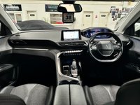 USED 2020 70 PEUGEOT 5008 1.2 PURETECH S/S ALLURE 5d 130 BHP 