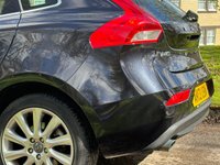 USED 2013 13 VOLVO V40 2.0 D3 SE LUX NAV 5d 148 BHP 