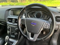 USED 2013 13 VOLVO V40 2.0 D3 SE LUX NAV 5d 148 BHP 