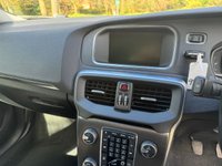 USED 2013 13 VOLVO V40 2.0 D3 SE LUX NAV 5d 148 BHP 
