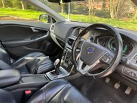 USED 2013 13 VOLVO V40 2.0 D3 SE LUX NAV 5d 148 BHP 