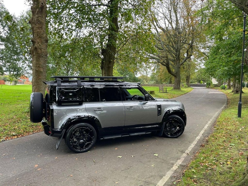 USED 2021 LAND ROVER DEFENDER 110 HSE MHEV HSE DYNAMIC,MASSIVE SPEC