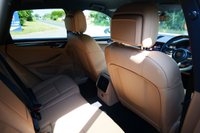 USED 2019 19 PORSCHE MACAN 3.0 S PDK 5d 349 BHP CARRERA WHITE METALLIC PAINTWORK + MOJAVE LTHR + CARPLAY + NAV + DAB