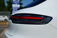 USED 2019 19 PORSCHE MACAN 3.0 S PDK 5d 349 BHP CARRERA WHITE METALLIC PAINTWORK + MOJAVE LTHR + CARPLAY + NAV + DAB
