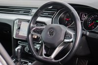 USED 2019 69 VOLKSWAGEN PASSAT 2.0 SE NAV TDI DSG 4d 148 BHP 