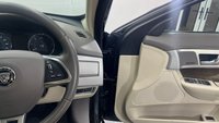 USED 2014 14 JAGUAR XF 2.2 D PREMIUM LUXURY 4d 200 BHP 