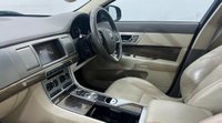 USED 2014 14 JAGUAR XF 2.2 D PREMIUM LUXURY 4d 200 BHP 