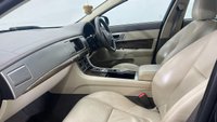 USED 2014 14 JAGUAR XF 2.2 D PREMIUM LUXURY 4d 200 BHP 