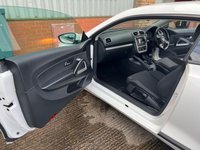 USED 2013 13 VOLKSWAGEN SCIROCCO 2.0 TDI BLUEMOTION TECHNOLOGY 2d 140 BHP *FSH *DAB *NAV *BLACK ALLOYS