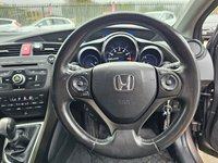 USED 2013 63 HONDA CIVIC 1.8 I-VTEC ES 5d 140 BHP low milage