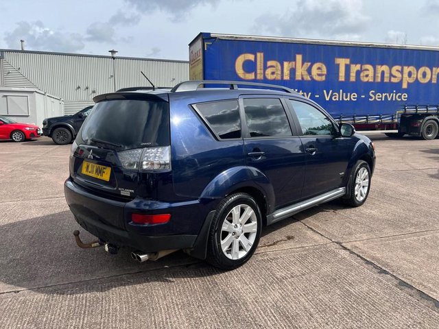 View our MITSUBISHI OUTLANDER