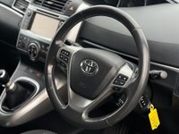 USED 2013 13 TOYOTA VERSO 2.0 ICON D-4D  5d 122 BHP FULL SERVICE RECORD +  CRUISE CONTROL +  DUAL CLIMATE CONTROL +  DAB RADIO +  REVERSING CAMERA +  BLUETOOTH CONNECTION +