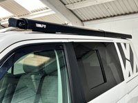USED 2012 12 VOLKSWAGEN TRANSPORTER 2.0 T28 TDI BLUEMOTION TECHNOLOGY 84 BHP AWNING+SOLAR PANELS+BED+DAB+++