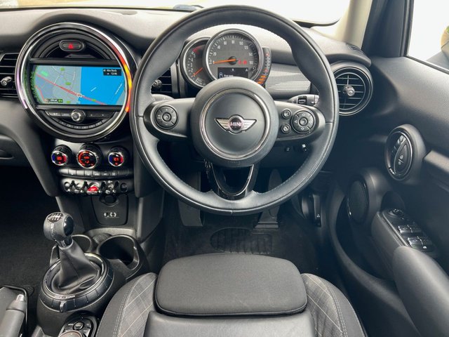 View our MINI HATCH COOPER