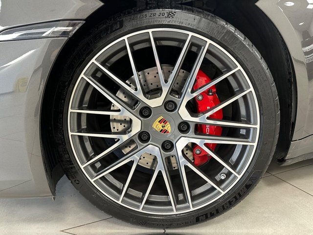2023 PORSCHE 911 - Photo 9
