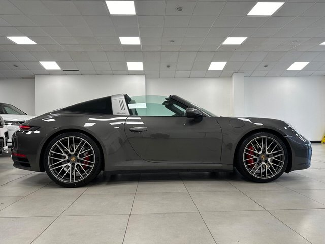 2023 PORSCHE 911 - Photo 12