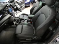 USED 2023 23 MINI HATCH COOPER COOPER S LEVEL 3 3d 181 BHP NO ROAD TAX, NO CONGESTION CHARGE, NO CAZ, NO ULEZ. STUNNING EXAMPLE HEAD UP DISPLAY SAT NAV HARMAN KARDON SOUND LEATHER HEATED SEATS PANORAMIC SUNROOF REAR CAMERA PARKING SENSORS 1 OWNER MINI WARRANTY TILL AUGUST 2026