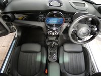 USED 2023 23 MINI HATCH COOPER COOPER S LEVEL 3 3d 181 BHP NO ROAD TAX, NO CONGESTION CHARGE, NO CAZ, NO ULEZ. STUNNING EXAMPLE HEAD UP DISPLAY SAT NAV HARMAN KARDON SOUND LEATHER HEATED SEATS PANORAMIC SUNROOF REAR CAMERA PARKING SENSORS 1 OWNER MINI WARRANTY TILL AUGUST 2026