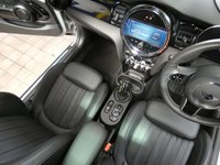 USED 2023 23 MINI HATCH COOPER COOPER S LEVEL 3 3d 181 BHP NO ROAD TAX, NO CONGESTION CHARGE, NO CAZ, NO ULEZ. STUNNING EXAMPLE HEAD UP DISPLAY SAT NAV HARMAN KARDON SOUND LEATHER HEATED SEATS PANORAMIC SUNROOF REAR CAMERA PARKING SENSORS 1 OWNER MINI WARRANTY TILL AUGUST 2026