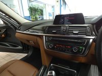 USED 2014 64 BMW 3 SERIES 2.0 320D LUXURY 4d 184 BHP &pound;35 ROAD TAX VISIBILTY PACK MEDIA PACK BUSINESS SAT NAV LEATHER HEATED SEATS PARKING SENSORS 2 OWNER SERVICE HISTORY 6 MONTHS GOLD WARRANTY