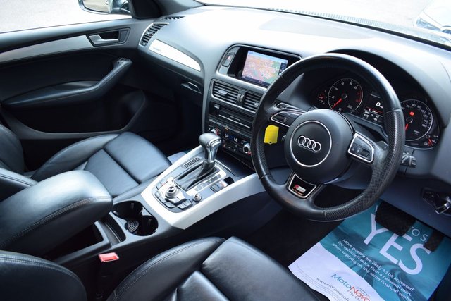 View our AUDI Q5