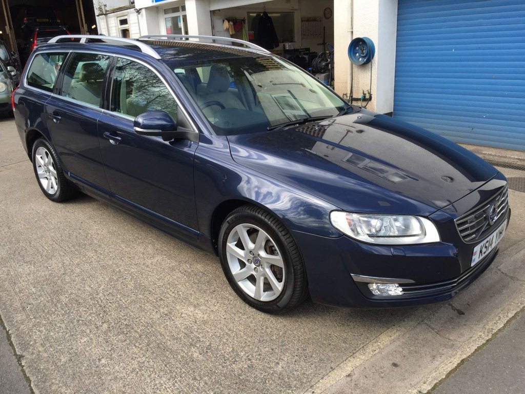 USED 2014 14 VOLVO V70 2.4 D5 SE LUX 5d 212 BHP DRIVERS SUPPORT PACK / WINTER PACK
