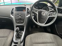 USED 2013 63 VAUXHALL ASTRA DIESEL HATCHBACK 1.7 CDTi ecoFLEX Tech Line Hatchback 5dr Diesel Manual Euro 5 (s/s) (110 ps) 