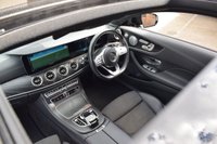 USED 2019 68 MERCEDES-BENZ E-CLASS 2.0 E 300 AMG LINE PREMIUM PLUS 2d 241 BHP DIAMOND WHITE / PREMIUM PLUS!!