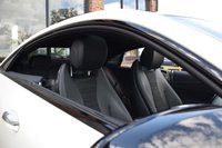 USED 2019 68 MERCEDES-BENZ E-CLASS 2.0 E 300 AMG LINE PREMIUM PLUS 2d 241 BHP DIAMOND WHITE / PREMIUM PLUS!!