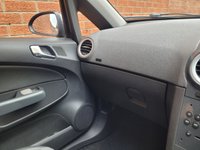 USED 2011 11 VAUXHALL CORSA 1.4 SE 5d 98 BHP 