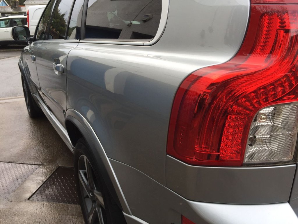 USED 2013 63 VOLVO XC90 2.4 D5 R-DESIGN NAV AWD 5d 200 BHP STUNNING VOLVO XC90 R-DESIGN