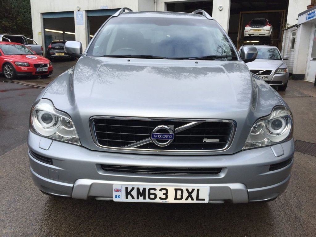 USED 2013 63 VOLVO XC90 2.4 D5 R-DESIGN NAV AWD 5d 200 BHP STUNNING VOLVO XC90 R-DESIGN
