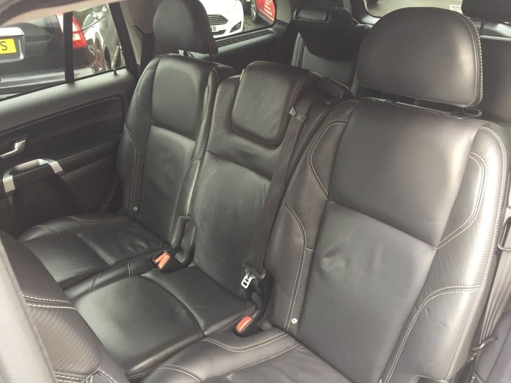 USED 2013 63 VOLVO XC90 2.4 D5 R-DESIGN NAV AWD 5d 200 BHP STUNNING VOLVO XC90 R-DESIGN