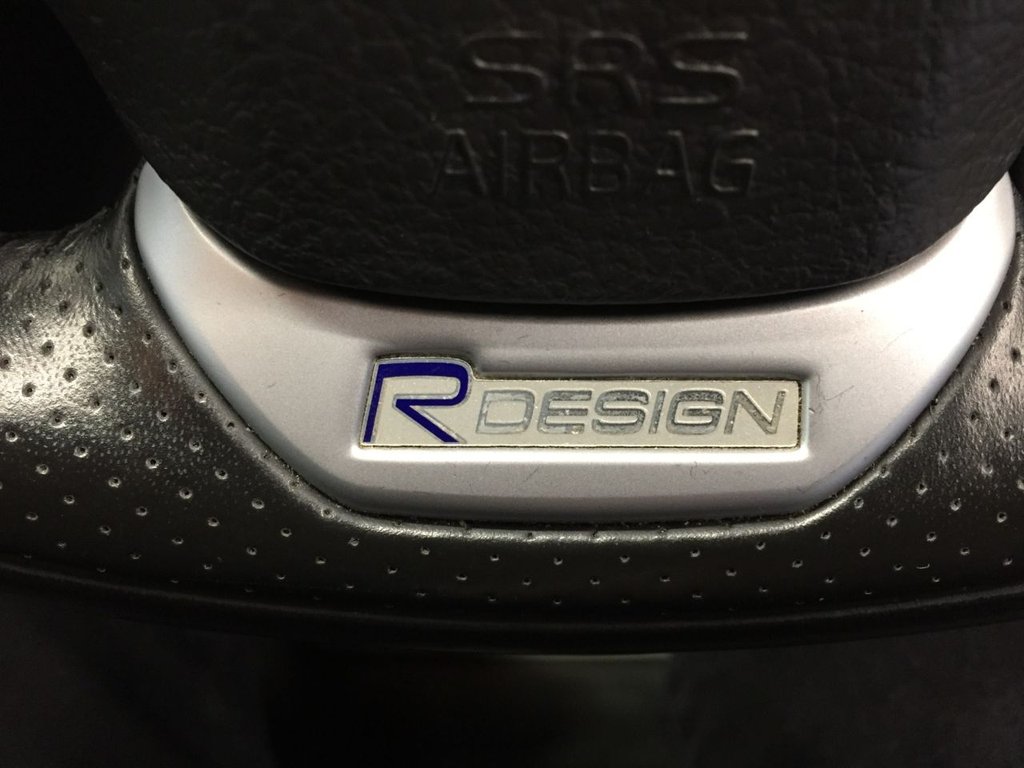 USED 2013 63 VOLVO XC90 2.4 D5 R-DESIGN NAV AWD 5d 200 BHP STUNNING VOLVO XC90 R-DESIGN