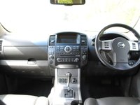 USED 2013 13 NISSAN NAVARA 3.0 OUTLAW DCI 4X4 SHR DCB 228 BHP www.suffolkcarcentre.co.uk - Located at Ilketshall