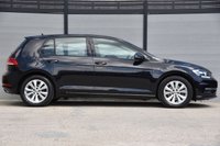 USED 2017 17 VOLKSWAGEN GOLF 1.4 SE NAVIGATION TSI BLUEMOTION TECHNOLOGY DSG 5d 124 BHP Auto | ULEZ | 1 Owner | Service History | Parking Sensors | Satellite Navigation |
