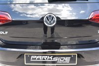 USED 2017 17 VOLKSWAGEN GOLF 1.4 SE NAVIGATION TSI BLUEMOTION TECHNOLOGY DSG 5d 124 BHP Auto | ULEZ | 1 Owner | Service History | Parking Sensors | Satellite Navigation |