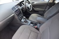 USED 2017 17 VOLKSWAGEN GOLF 1.4 SE NAVIGATION TSI BLUEMOTION TECHNOLOGY DSG 5d 124 BHP Auto | ULEZ | 1 Owner | Service History | Parking Sensors | Satellite Navigation |