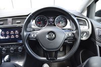 USED 2017 17 VOLKSWAGEN GOLF 1.4 SE NAVIGATION TSI BLUEMOTION TECHNOLOGY DSG 5d 124 BHP Auto | ULEZ | 1 Owner | Service History | Parking Sensors | Satellite Navigation |