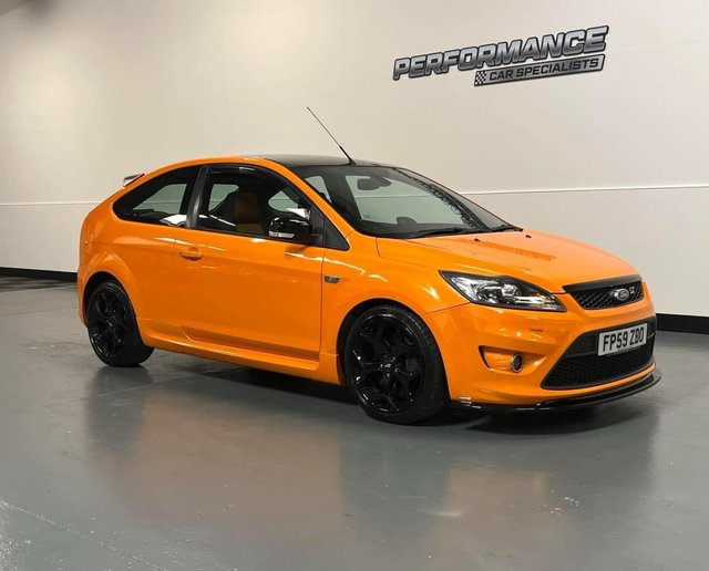 2009 59 Ford Focus 2.5 ST-2 3d 223 BHP