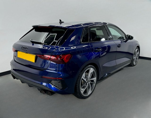 2021 AUDI A3 - Photo 2