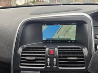 USED 2016 16 VOLVO XC60 2.4 D4 R-DESIGN LUX NAV AWD 5d 187 BHP High Spec Model