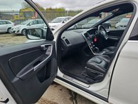 USED 2016 16 VOLVO XC60 2.4 D4 R-DESIGN LUX NAV AWD 5d 187 BHP High Spec Model