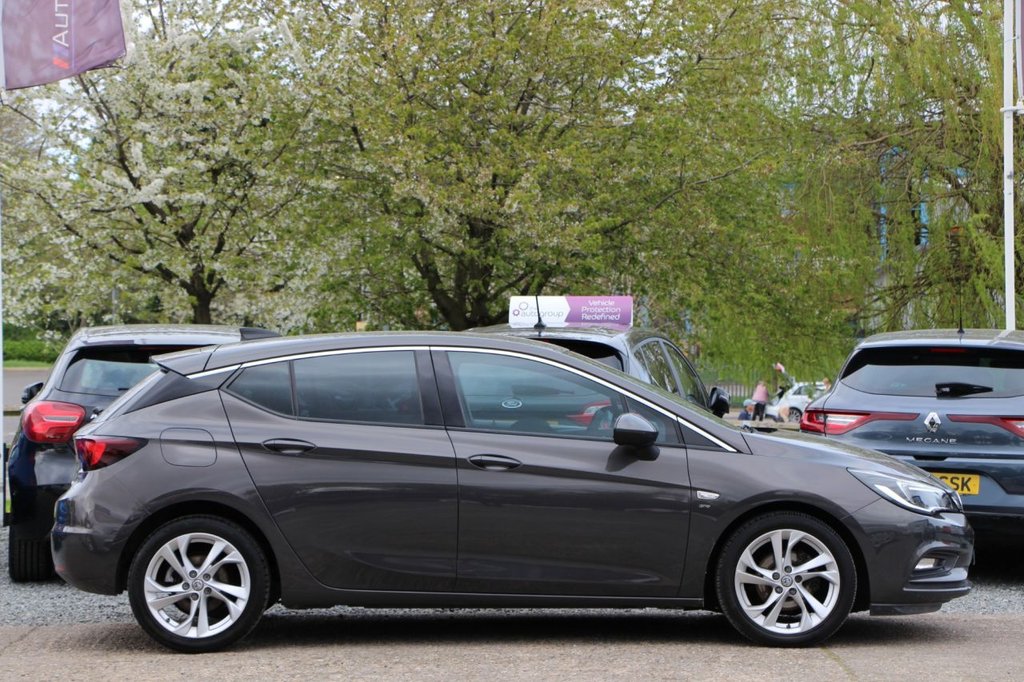 2016 Vauxhall Astra SRI Nav £7,780