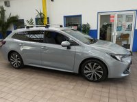 USED 2021 21 TOYOTA COROLLA 1.8 DESIGN 5d 121 BHP SAT NAV PART LEATHER INTERIOR HEATED SEATS REAR CAMERA CRUISE CONTROL PARKING SENSORS 1 OWNER TOYOTA WARRANTY TILL MARCH 2031