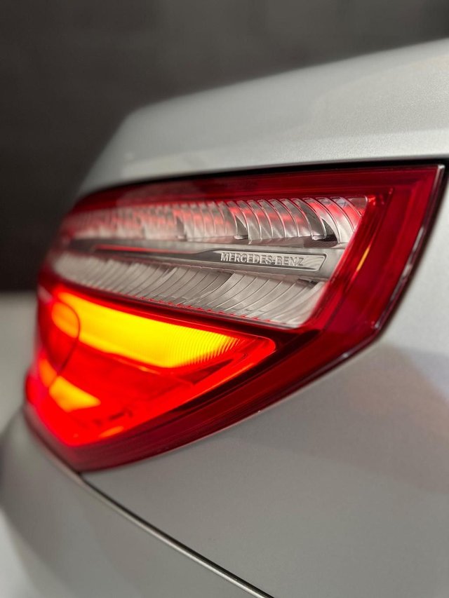 View our MERCEDES-BENZ SL