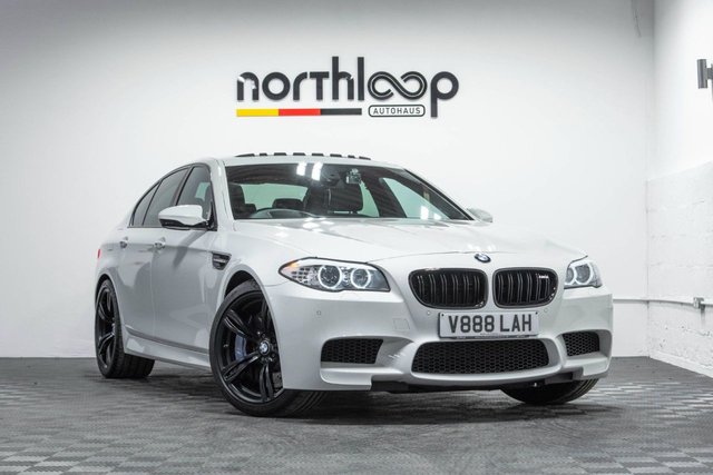 2013 V BMW M5 4.4 M5 4d 553 BHP