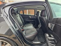 USED 2015 15 JAGUAR XF 2.2 D R-SPORT 4d 200 BHP Lovely condition